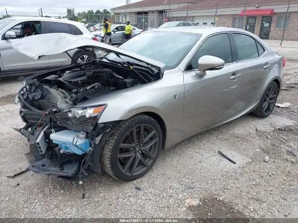JTHBA1D23G5014557 2016 LEXUS IS - Image 2
