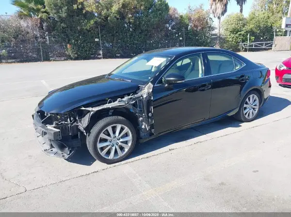 JTHBA1D23G5017720 2016 LEXUS IS - Image 2