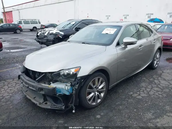 JTHBA1D23G5025137 2016 LEXUS IS - Image 2