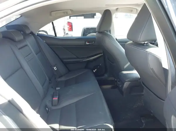 JTHBA1D23G5026689 2016 LEXUS IS - Image 8