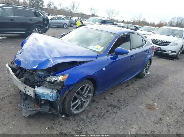 JTHBA1D23G5027406 2016 LEXUS IS - Image 2