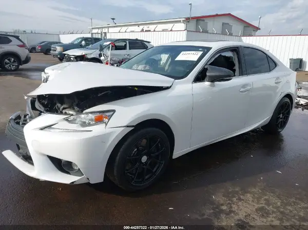 JTHBA1D23G5028006 2016 LEXUS IS - Image 2