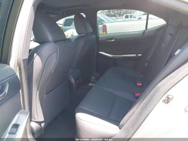 JTHBA1D23H5045969 2017 LEXUS IS - Image 8