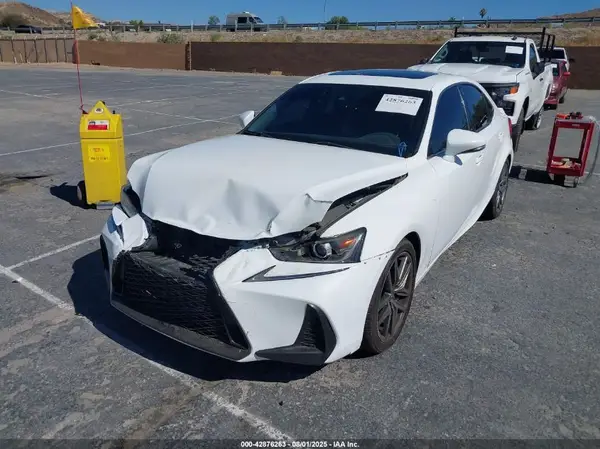 JTHBA1D23H5053960 2017 LEXUS IS - Image 2
