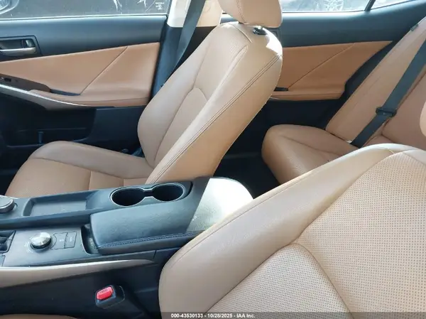 JTHBA1D23H5060956 2017 LEXUS IS - Image 8