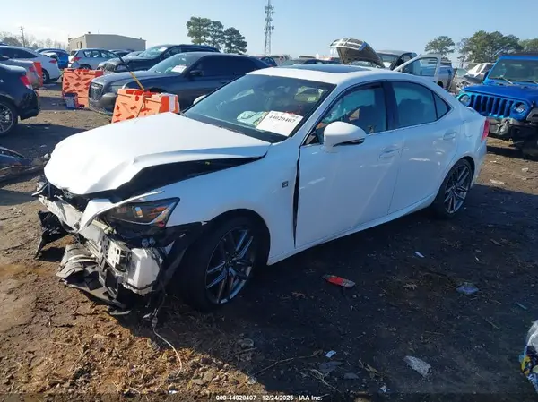 JTHBA1D23J5064656 2018 LEXUS IS - Image 2