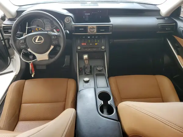 JTHBA1D23J5065550 2018 LEXUS IS - Image 8