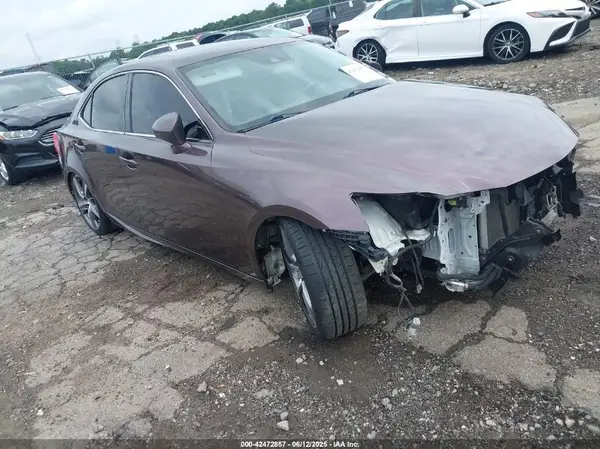 JTHBA1D23J5068609 2018 LEXUS IS - Image 1