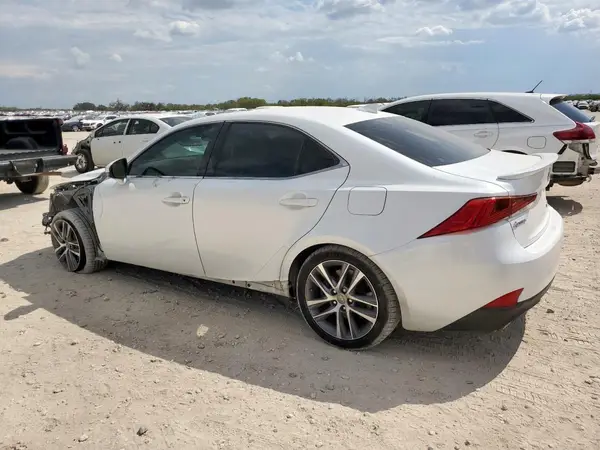JTHBA1D23J5070859 2018 LEXUS IS - Image 2