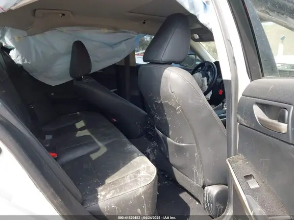 JTHBA1D23J5072644 2018 LEXUS IS - Image 8