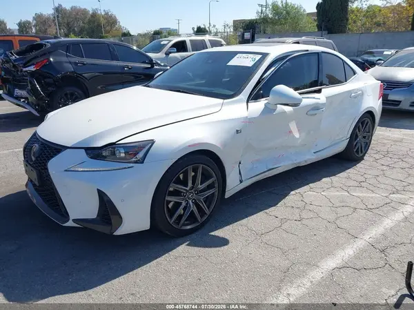 JTHBA1D23J5074314 2018 LEXUS IS - Image 2