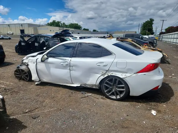 JTHBA1D23J5077746 2018 LEXUS IS - Image 2