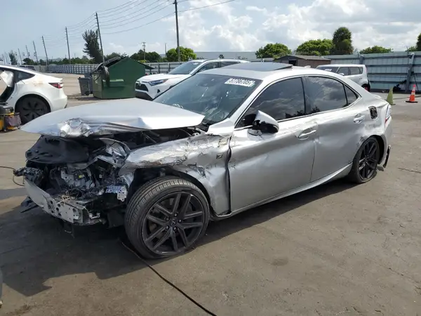 JTHBA1D23J5078038 2018 LEXUS IS - Image 1