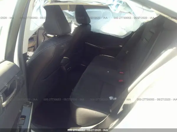 JTHBA1D23J5078461 2018 LEXUS IS - Image 8