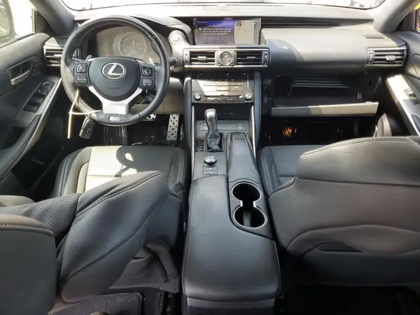 JTHBA1D23J5083627 2018 LEXUS IS - Image 8