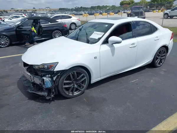 JTHBA1D23K5087565 2019 LEXUS IS - Image 2