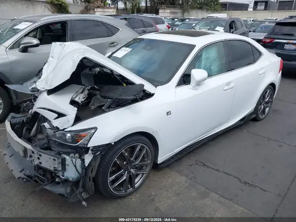 JTHBA1D23K5090420 2019 LEXUS IS - Image 2