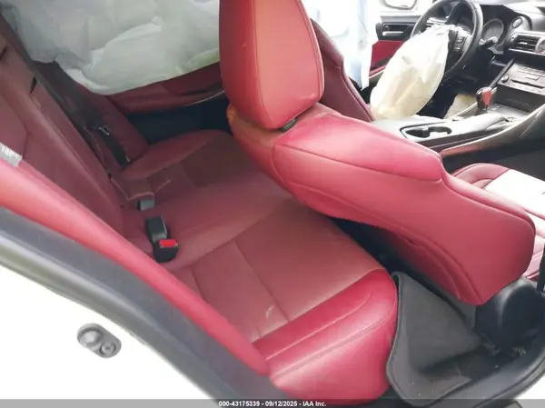 JTHBA1D23K5090420 2019 LEXUS IS - Image 8