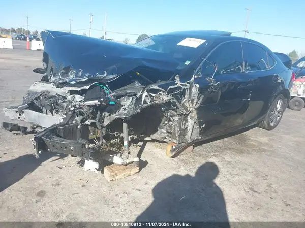 JTHBA1D23K5099666 2019 LEXUS IS - Image 2
