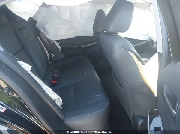 JTHBA1D23K5099666 2019 LEXUS IS - Image 8