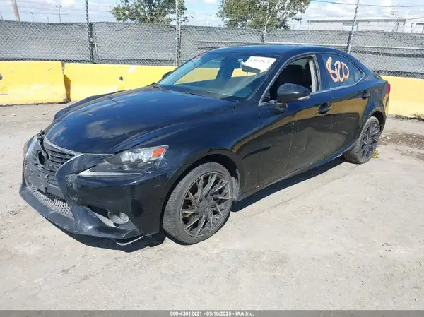 JTHBA1D24G5002742 2016 LEXUS IS - Image 2