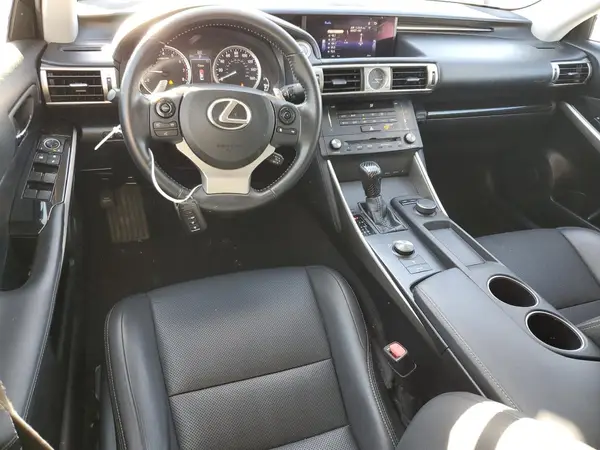 JTHBA1D24G5003616 2016 LEXUS IS - Image 8