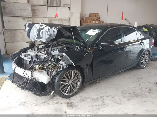 JTHBA1D24G5008122 2016 LEXUS IS - Image 2
