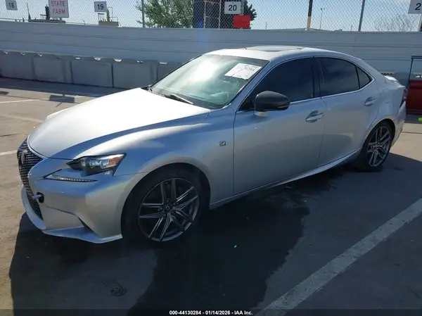 JTHBA1D24G5013112 2016 LEXUS IS - Image 2