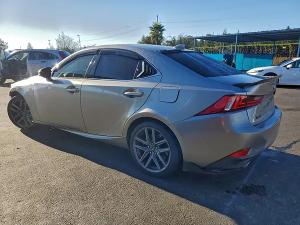 JTHBA1D24G5017483 2016 LEXUS IS - Image 2