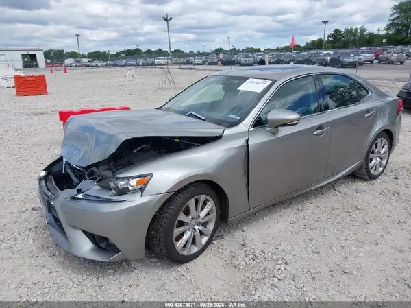 JTHBA1D24G5017676 2016 LEXUS IS - Image 2