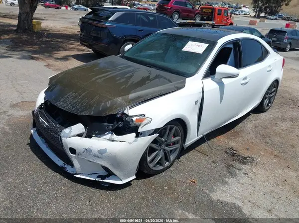 JTHBA1D24G5020111 2016 LEXUS IS - Image 2