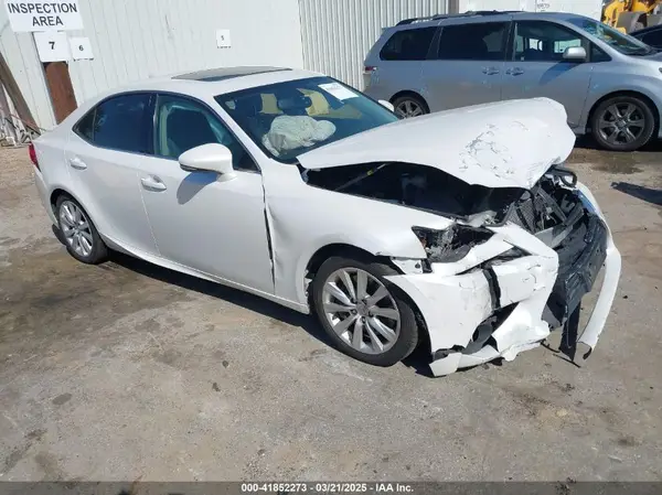 JTHBA1D24G5020495 2016 LEXUS IS - Image 1