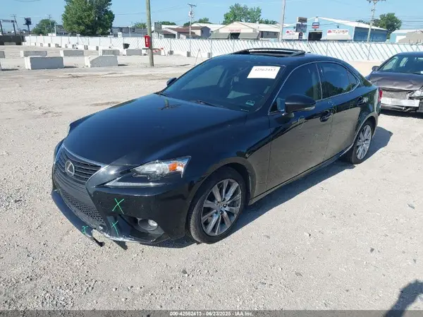 JTHBA1D24G5021162 2016 LEXUS IS - Image 2