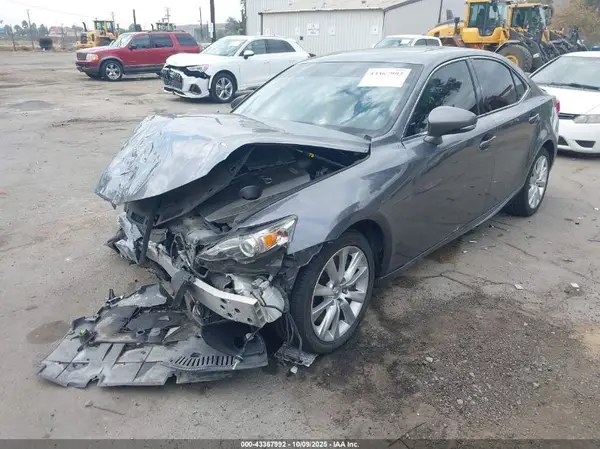 JTHBA1D24G5028225 2016 LEXUS IS - Image 2