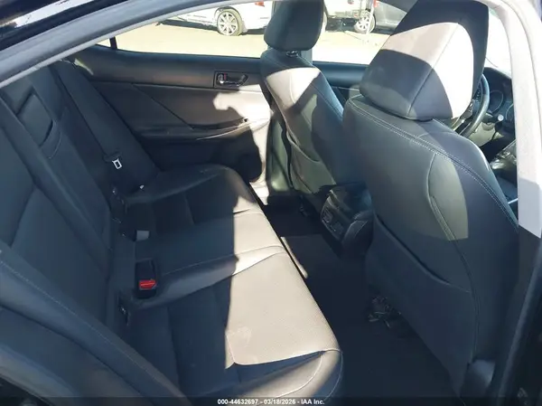JTHBA1D24G5036793 2016 LEXUS IS - Image 8