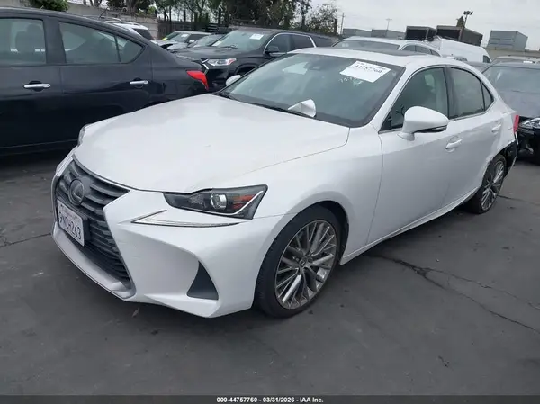 JTHBA1D24H5039906 2017 LEXUS IS - Image 2