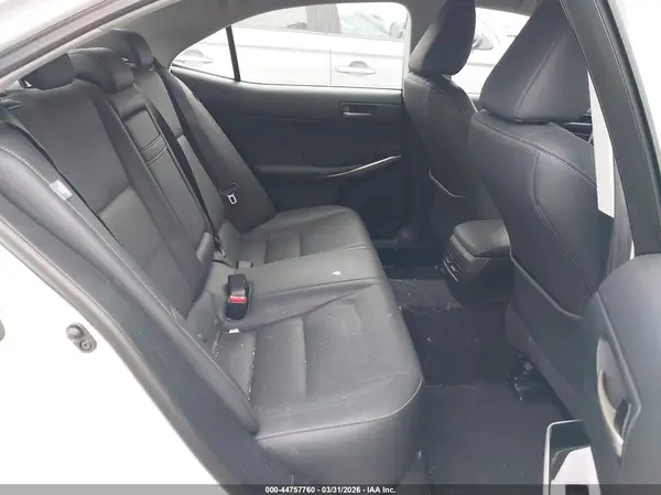 JTHBA1D24H5039906 2017 LEXUS IS - Image 8