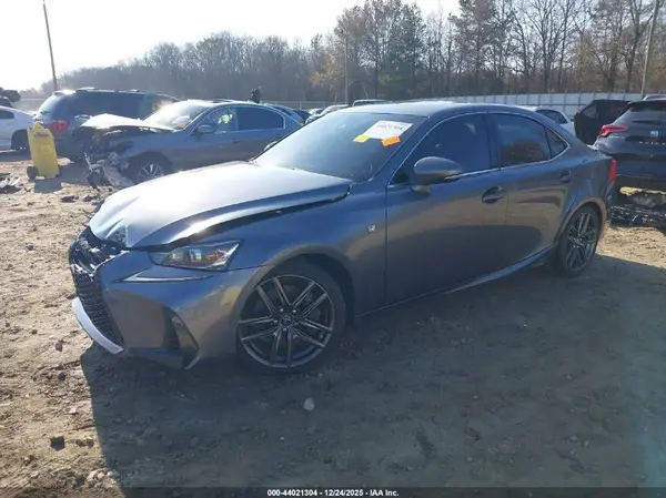 JTHBA1D24H5042854 2017 LEXUS IS - Image 2
