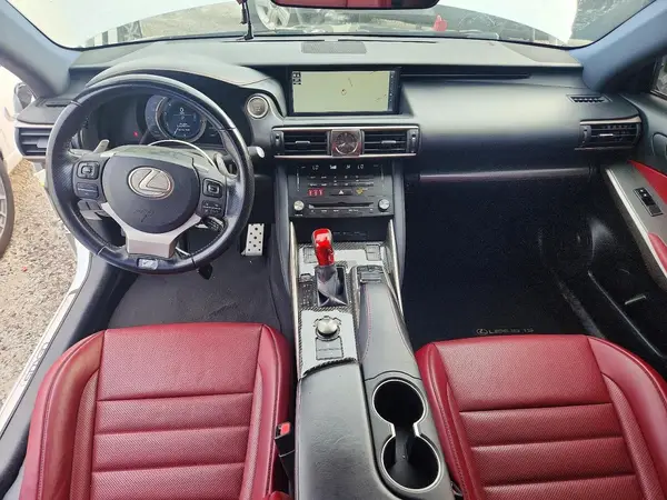 JTHBA1D24H5051568 2017 LEXUS IS - Image 8
