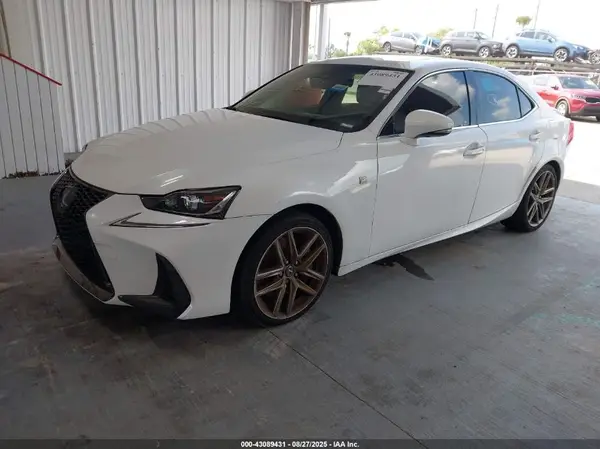JTHBA1D24H5055216 2017 LEXUS IS - Image 2