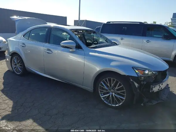 JTHBA1D24H5060464 2017 LEXUS IS - Image 1