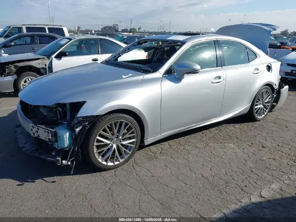 JTHBA1D24H5060464 2017 LEXUS IS - Image 2