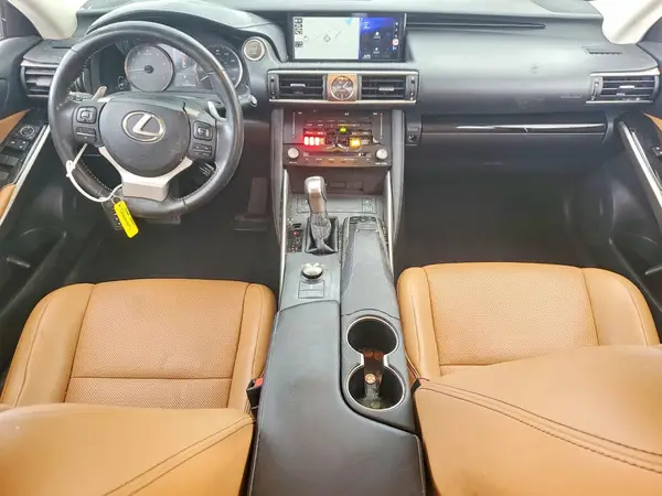 JTHBA1D24H5061761 2017 LEXUS IS - Image 8