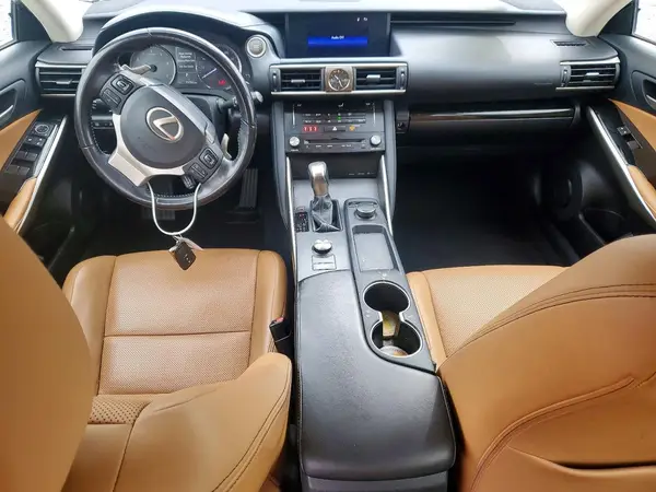 JTHBA1D24J5068232 2018 LEXUS IS - Image 8