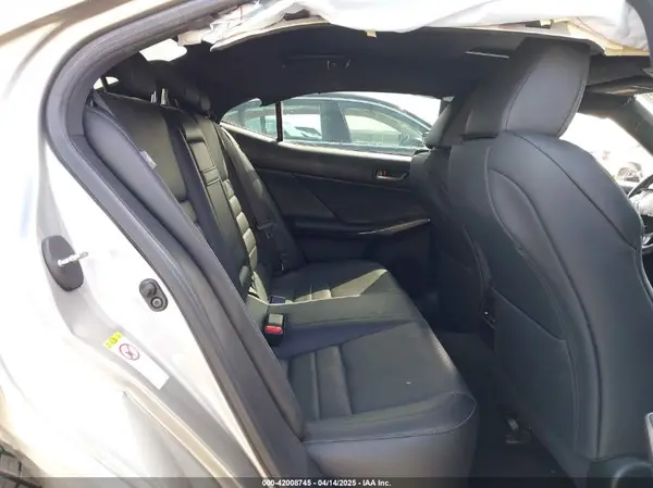 JTHBA1D24J5071521 2018 LEXUS IS - Image 8