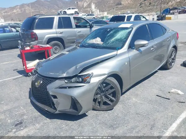 JTHBA1D24J5073365 2018 LEXUS IS - Image 2
