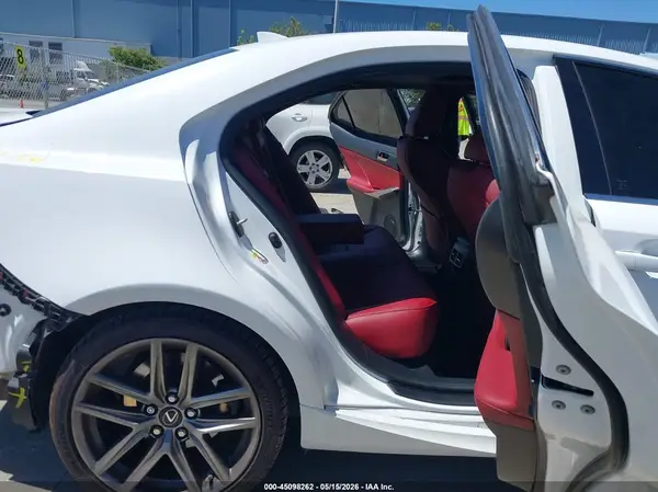 JTHBA1D24J5081403 2018 LEXUS IS - Image 8