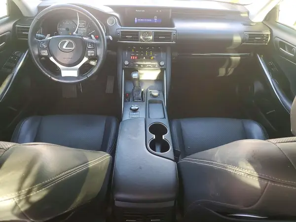 JTHBA1D24J5083989 2018 LEXUS IS - Image 8