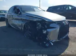 JTHBA1D24K5086229 2019 LEXUS IS