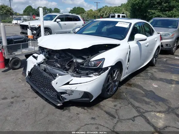 JTHBA1D24K5087333 2019 LEXUS IS - Image 2